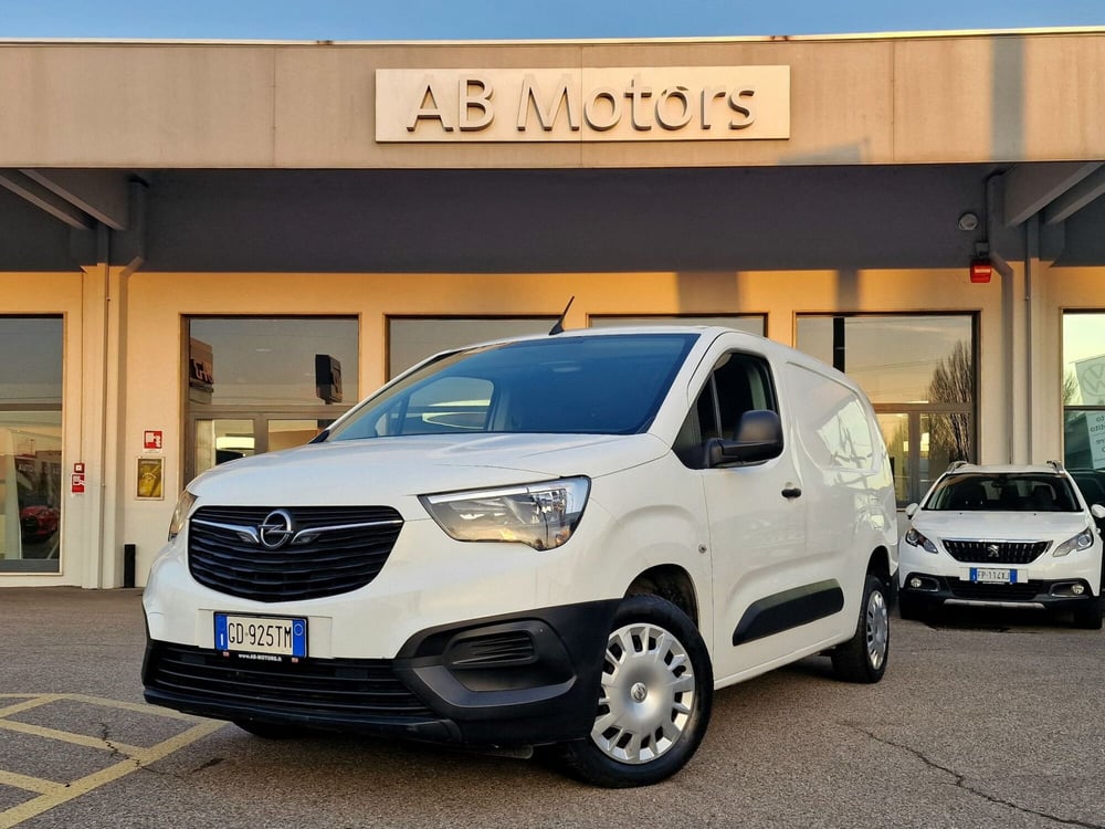 Opel Combo Furgone usata a Varese