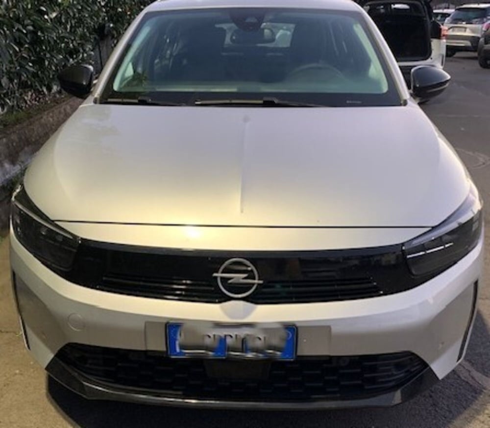 Opel Corsa nuova a Catania