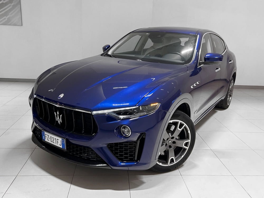 Maserati Levante usata a Napoli