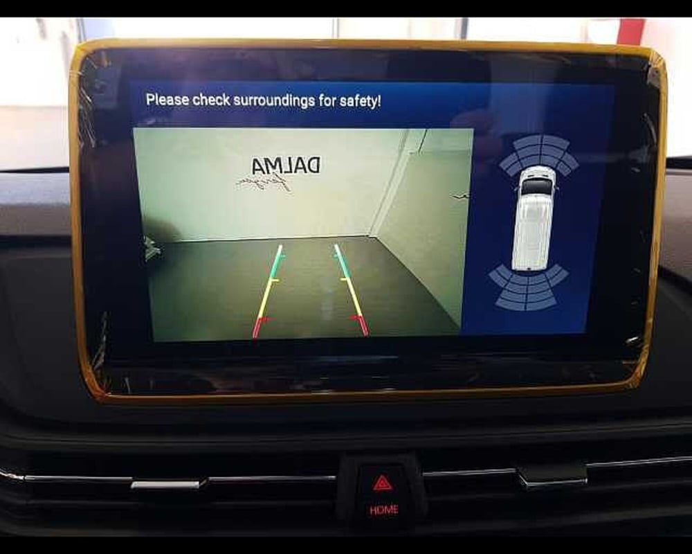 Maxus Deliver Furgone nuova a Milano (11)
