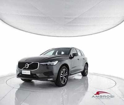 Volvo XC60 B4 (d) AWD Geartronic Momentum Pro  del 2021 usata a Corciano