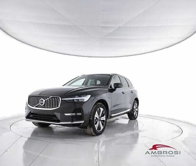 Volvo XC60 T6 Recharge AWD Plug-in Hybrid automatico Plus Bright nuova a Corciano