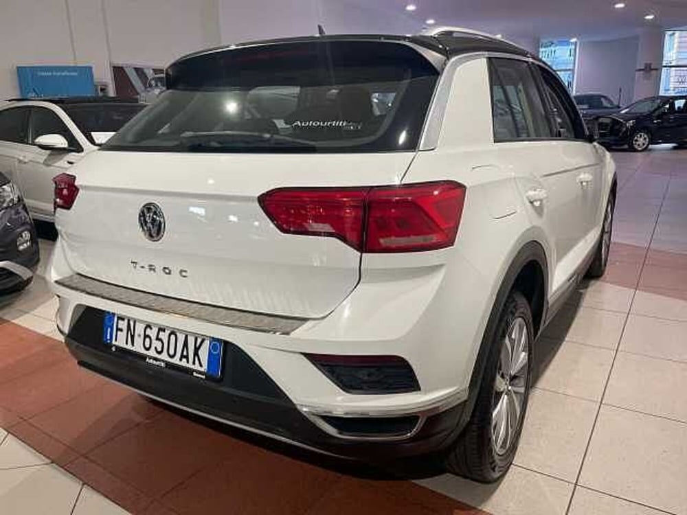 Volkswagen T-Roc usata a Genova (5)