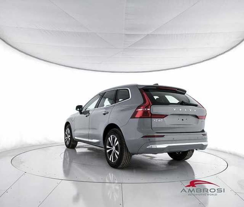 Volvo XC60 nuova a Viterbo (4)