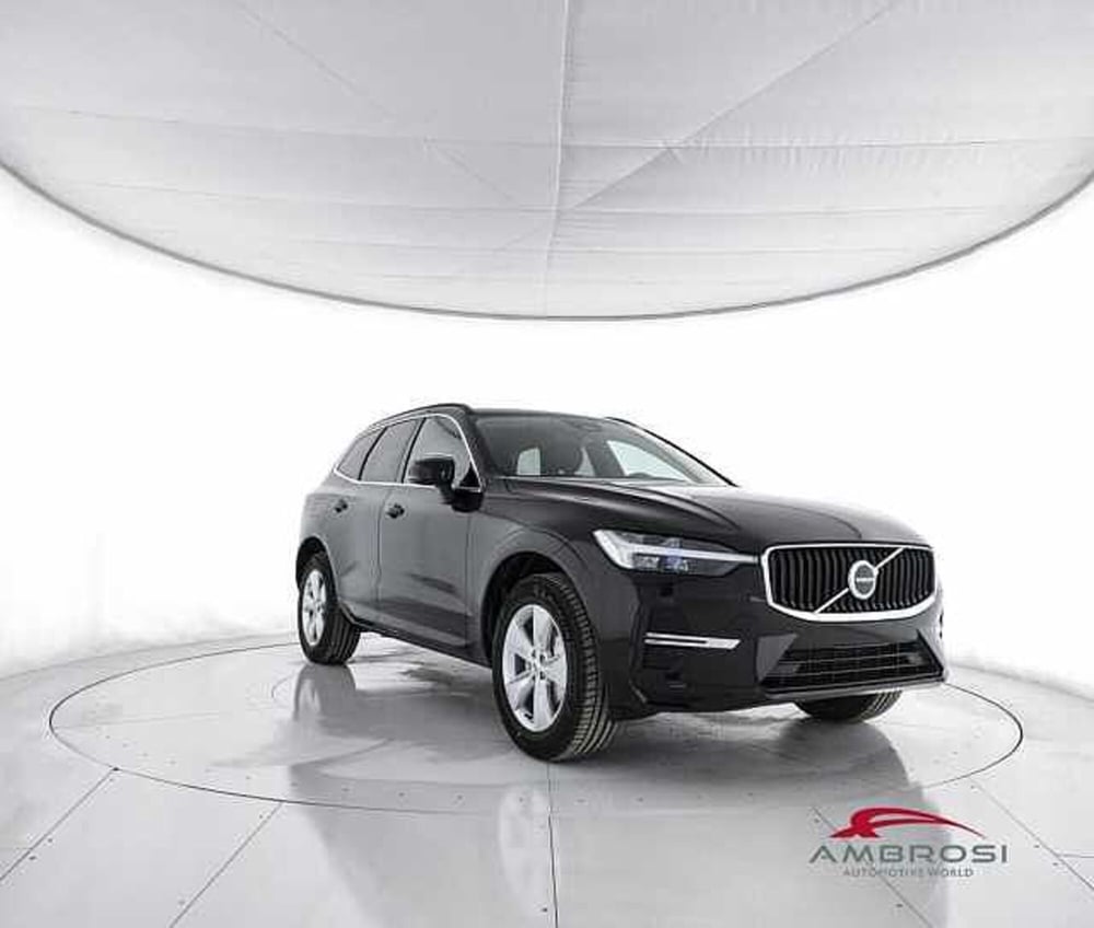 Volvo XC60 nuova a Viterbo (2)