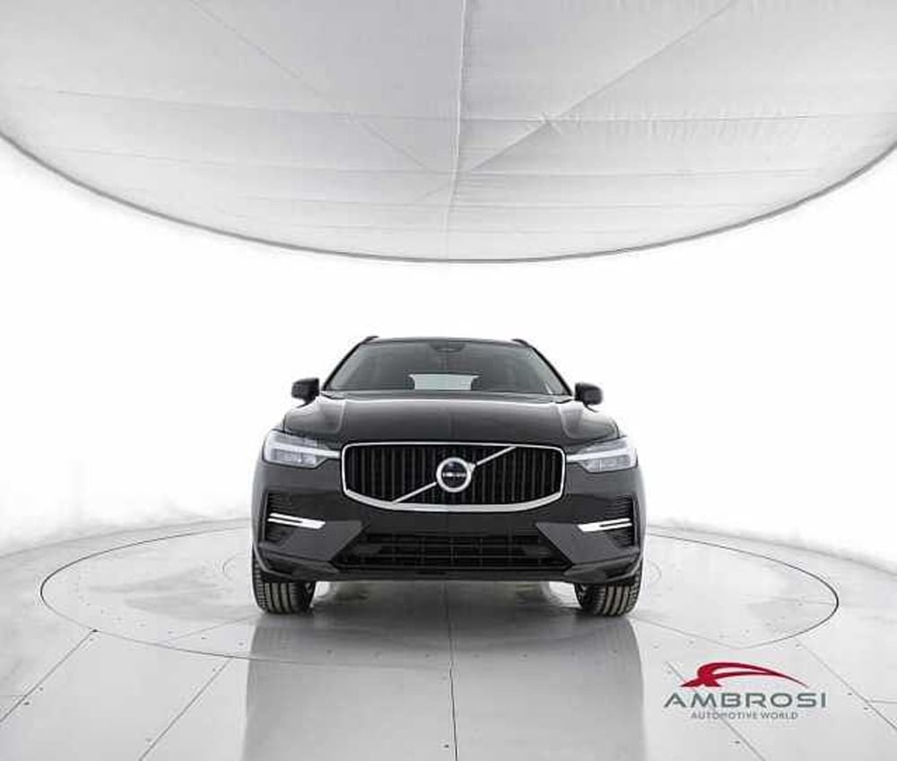 Volvo XC60 nuova a Viterbo (5)