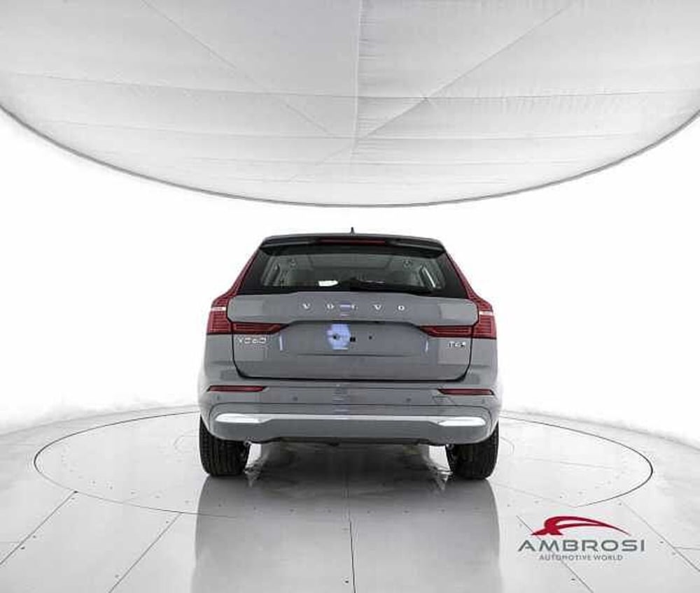 Volvo XC60 nuova a Viterbo (6)