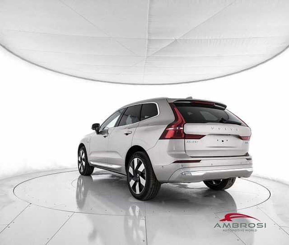 Volvo XC60 nuova a Viterbo (4)