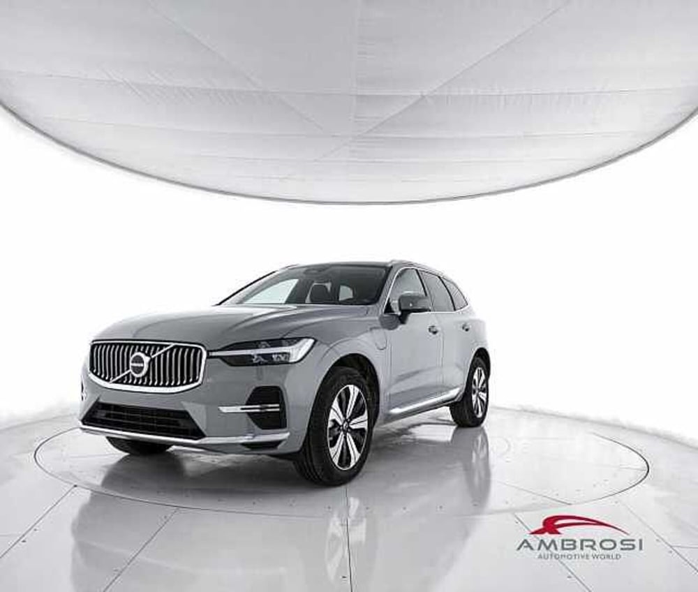 Volvo XC60 nuova a Viterbo