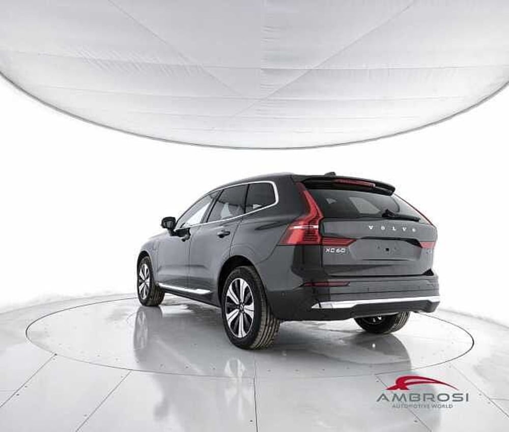 Volvo XC60 nuova a Viterbo (4)