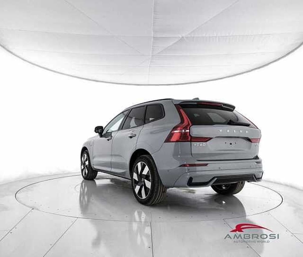 Volvo XC60 nuova a Viterbo (4)