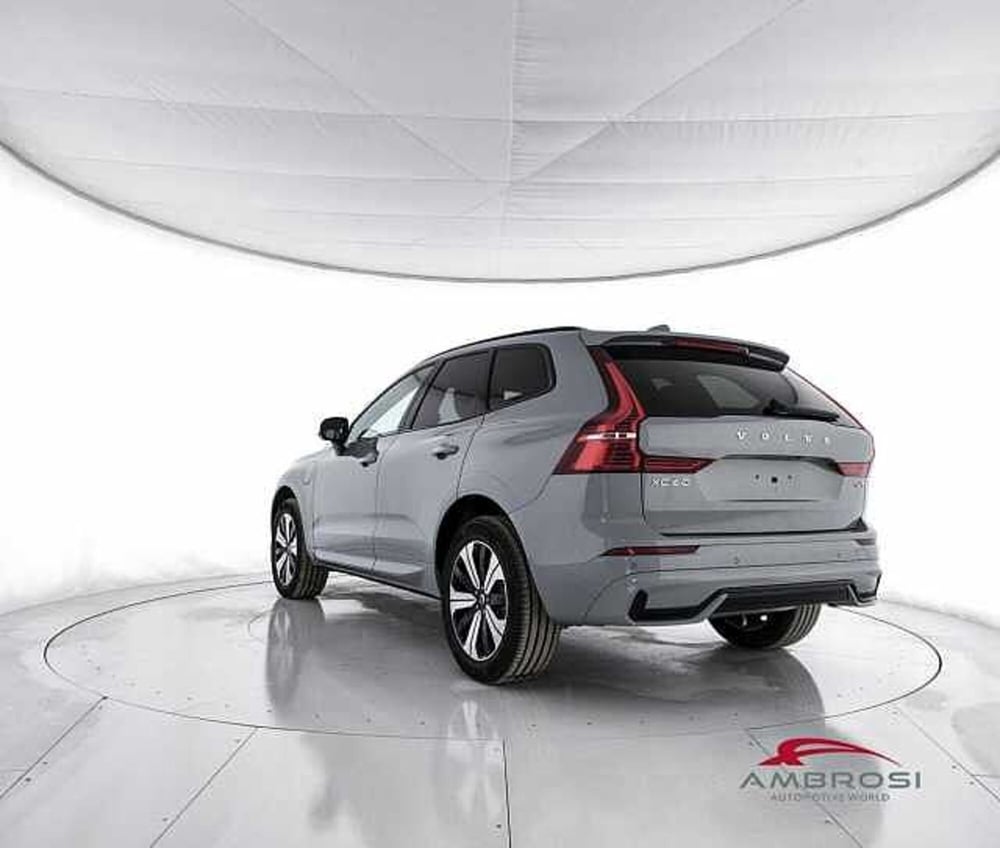 Volvo XC60 nuova a Viterbo (4)