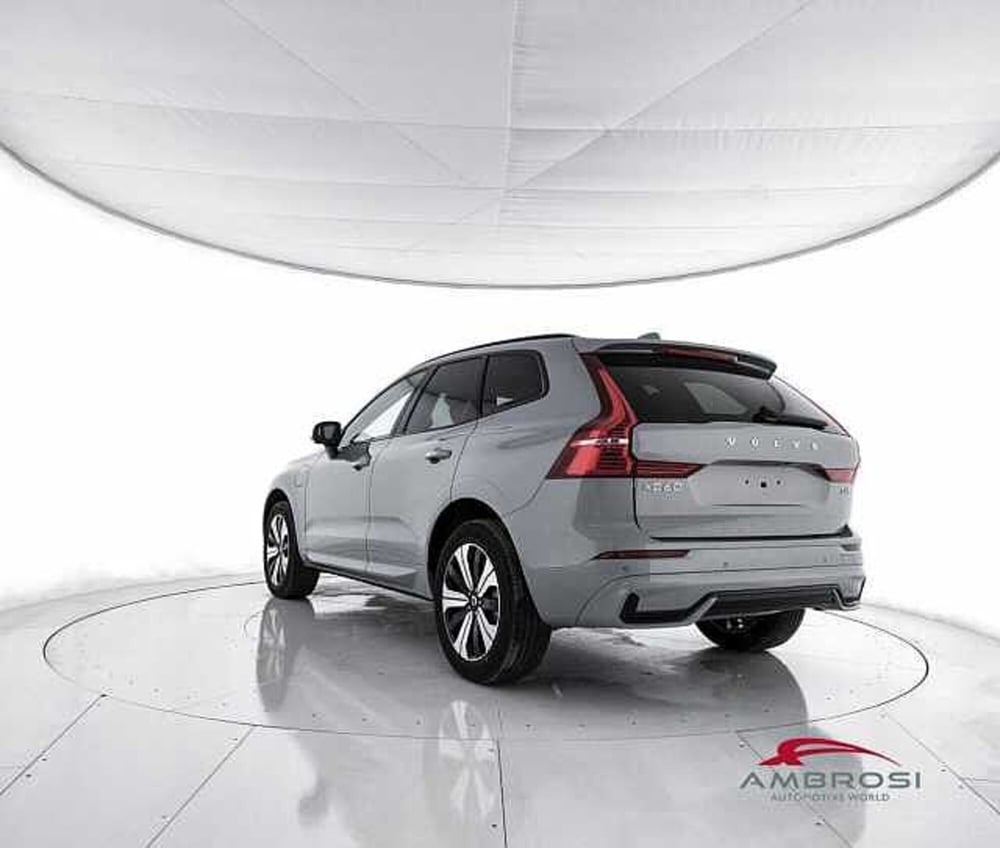 Volvo XC60 nuova a Viterbo (4)