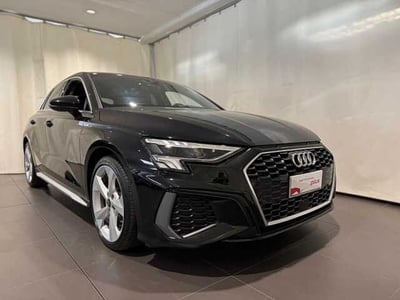 Audi A3 Sportback 35 TDI S tronic S line edition  del 2024 usata a Genova