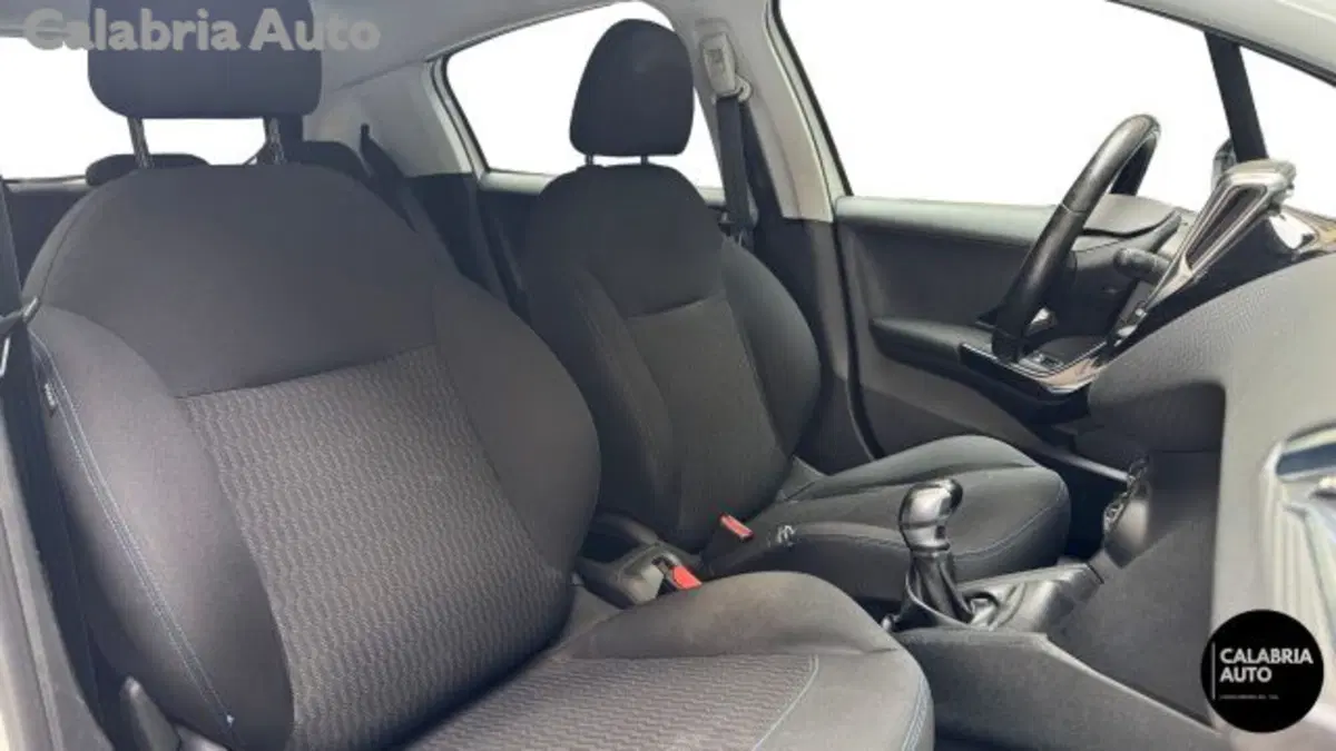 Peugeot 208 usata a Reggio Calabria (11)