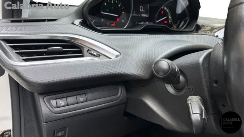 Peugeot 208 usata a Reggio Calabria (16)