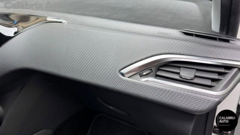 Peugeot 208 usata a Reggio Calabria (20)