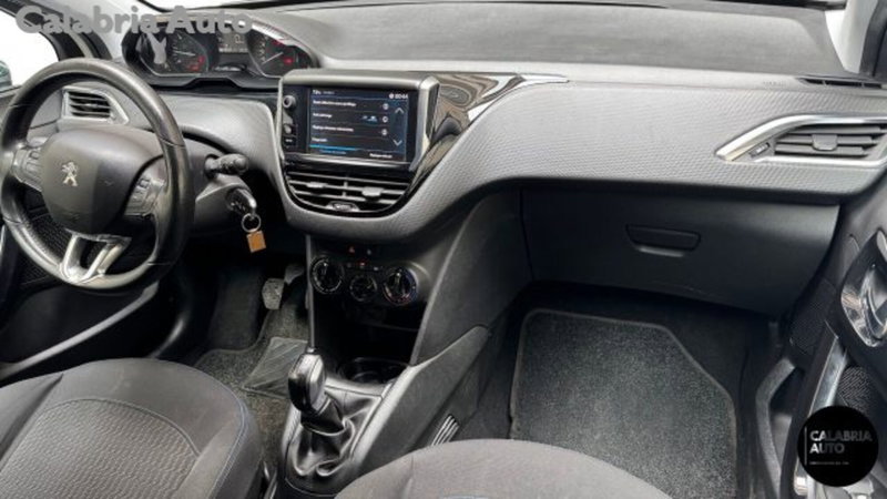 Peugeot 208 usata a Reggio Calabria (9)