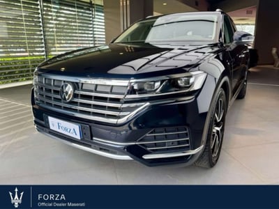 Volkswagen Touareg 3.0 V6 tdi scr Elegance 231cv auto del 2021 usata a Venaria Reale