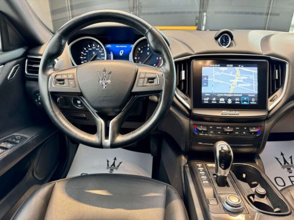 Maserati Ghibli usata a Torino (14)