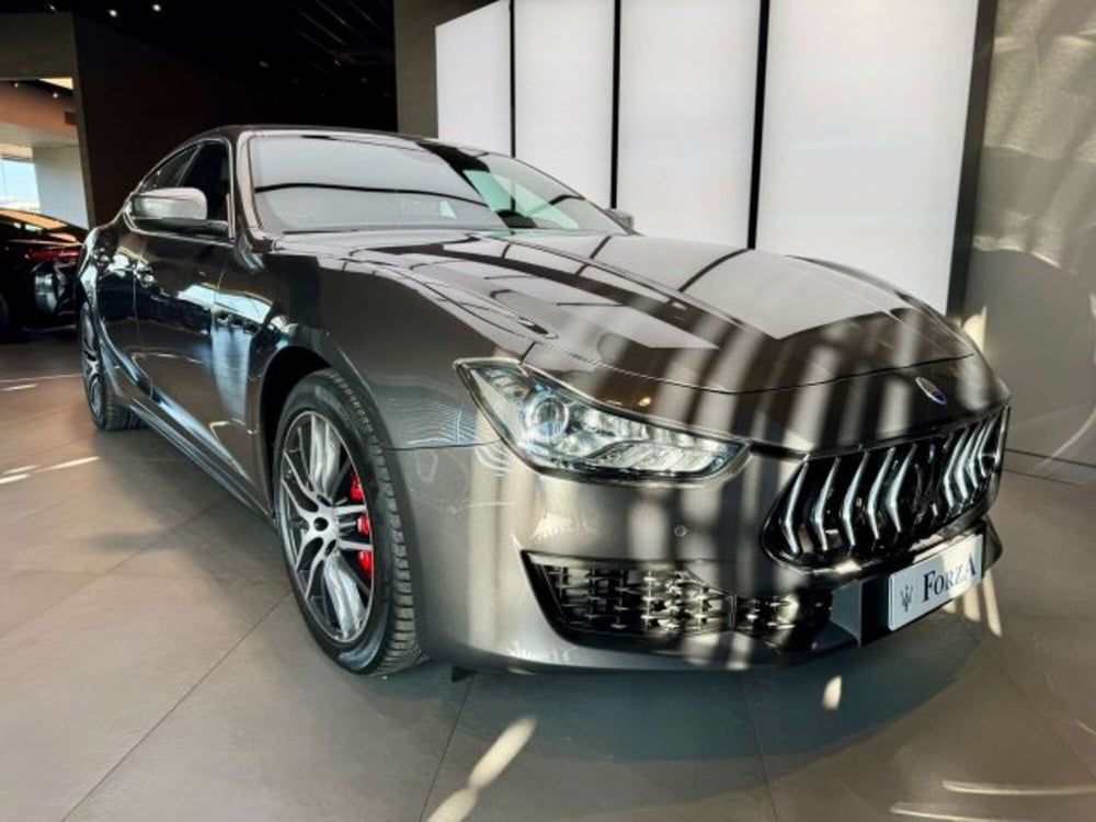 Maserati Ghibli usata a Torino (3)