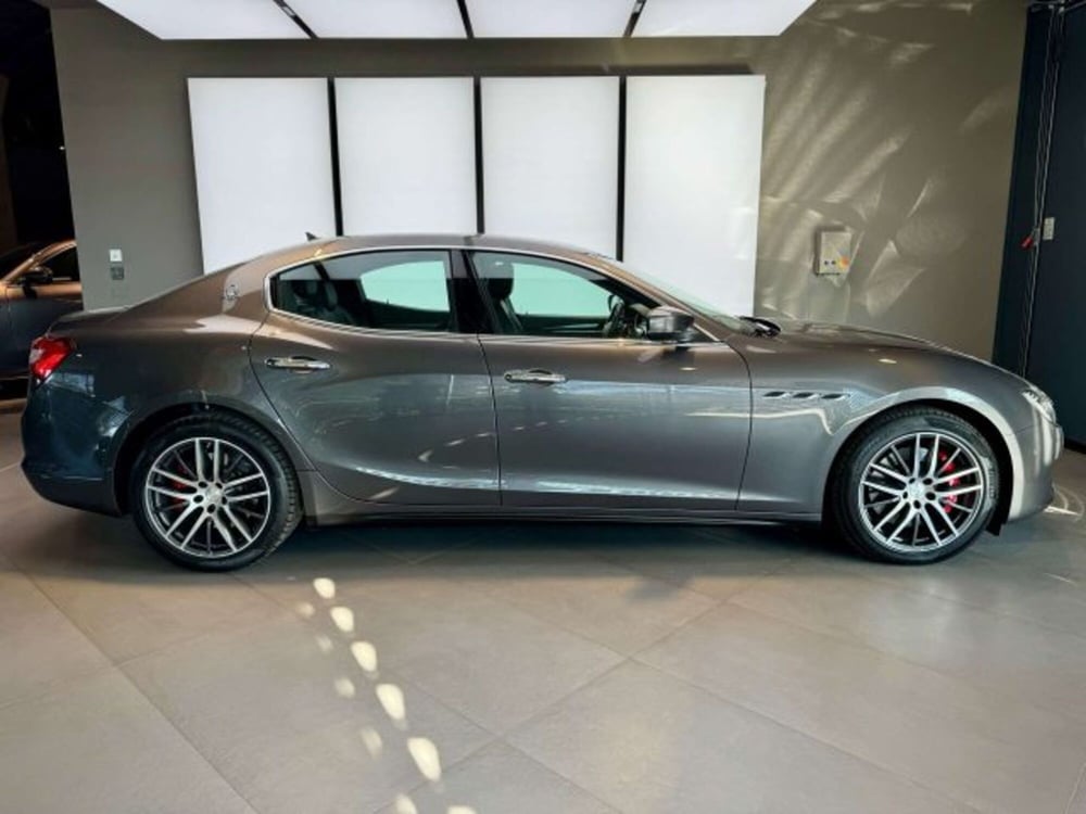 Maserati Ghibli usata a Torino (5)