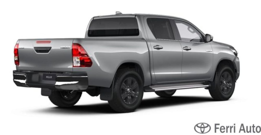 Toyota Hilux nuova a Padova (2)