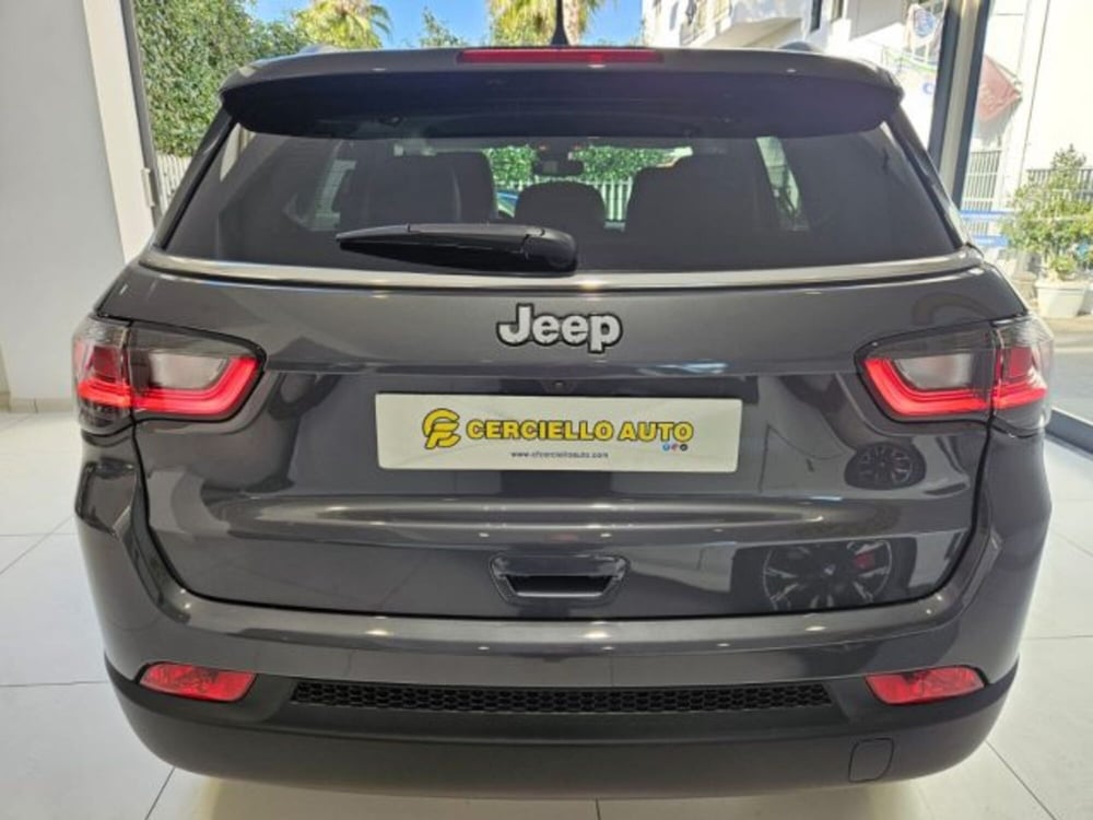 Jeep Compass nuova a Napoli (6)