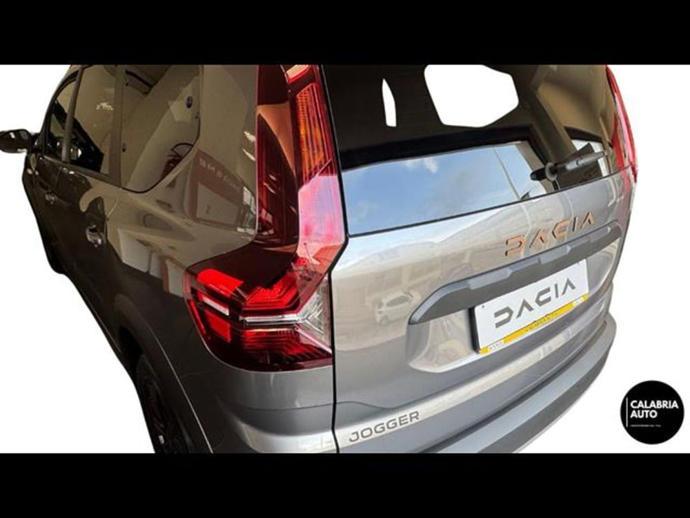 Dacia Jogger nuova a Reggio Calabria (14)