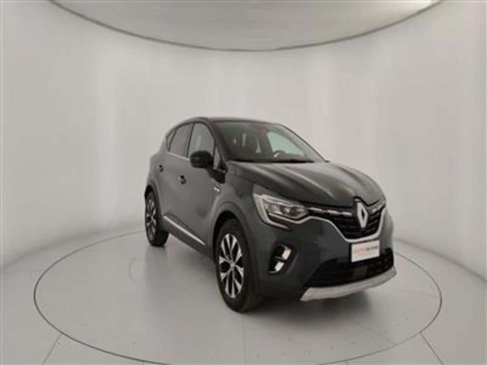 Renault Captur usata a Bari (11)