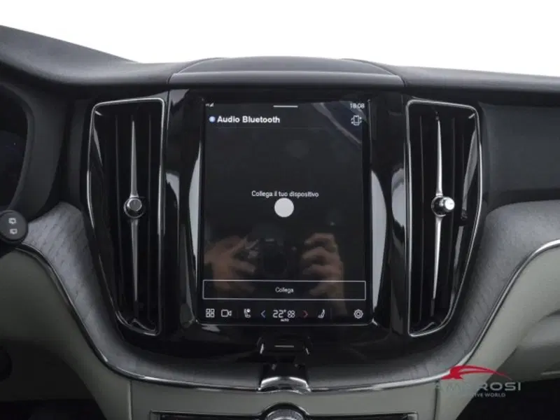 Volvo XC60 nuova a Perugia (8)