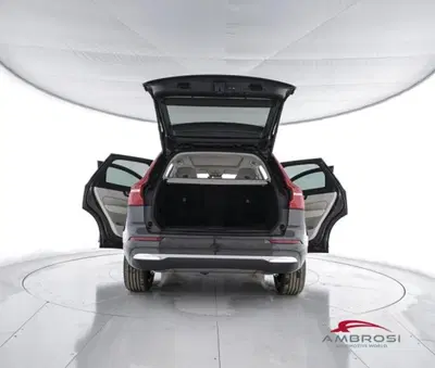 Volvo XC60 T6 Recharge AWD Plug-in Hybrid aut. Plus Dark nuova a Corciano