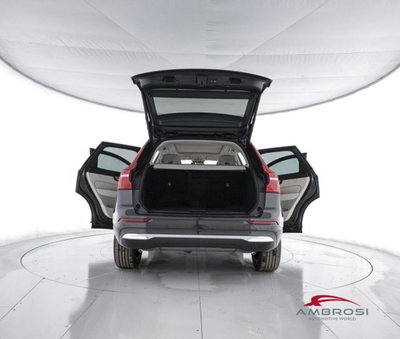 Volvo XC60 T6 Recharge AWD Plug-in Hybrid aut. Plus Dark nuova a Corciano