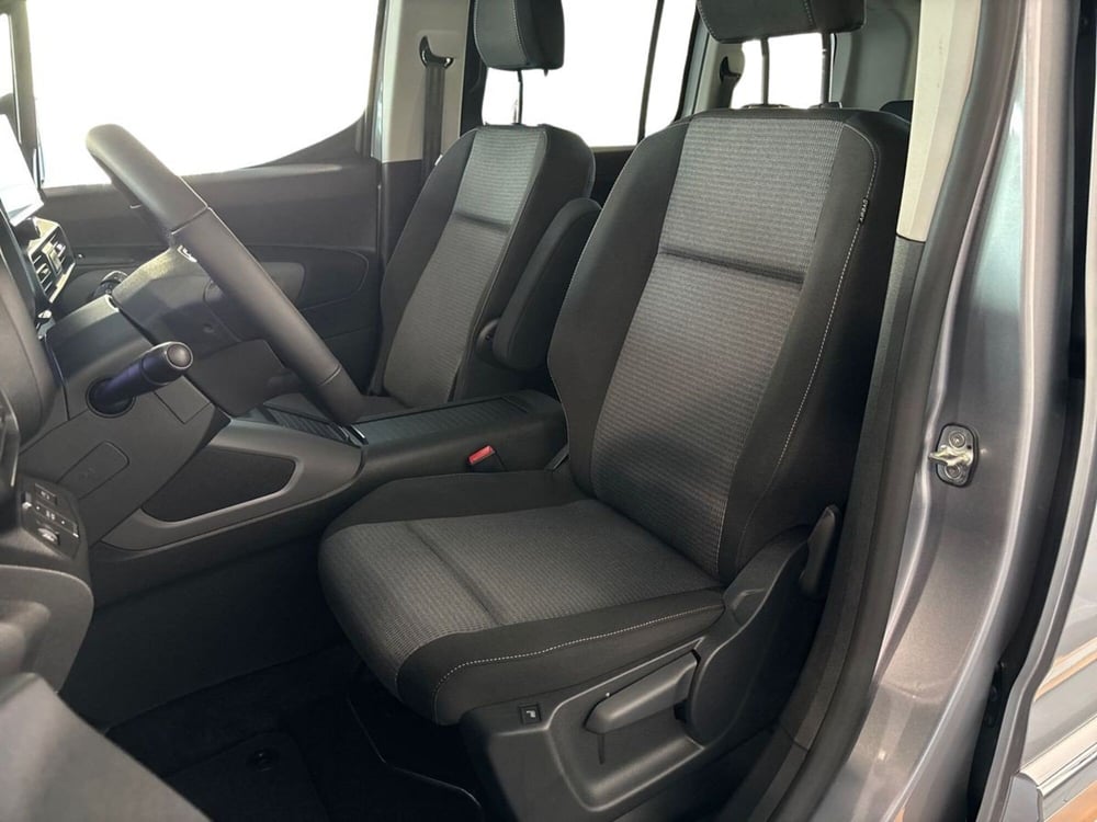 Toyota Proace City Verso nuova a Lecco (9)