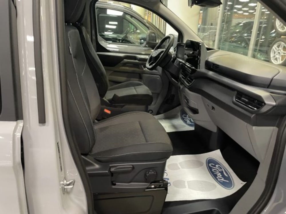 Ford Tourneo Custom nuova a Cuneo (10)