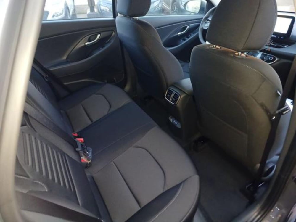 Hyundai i30 nuova a Savona (14)