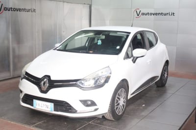 Renault Clio TCe 12V 90 CV GPL 5 porte Moschino Zen del 2017 usata a Civita Castellana