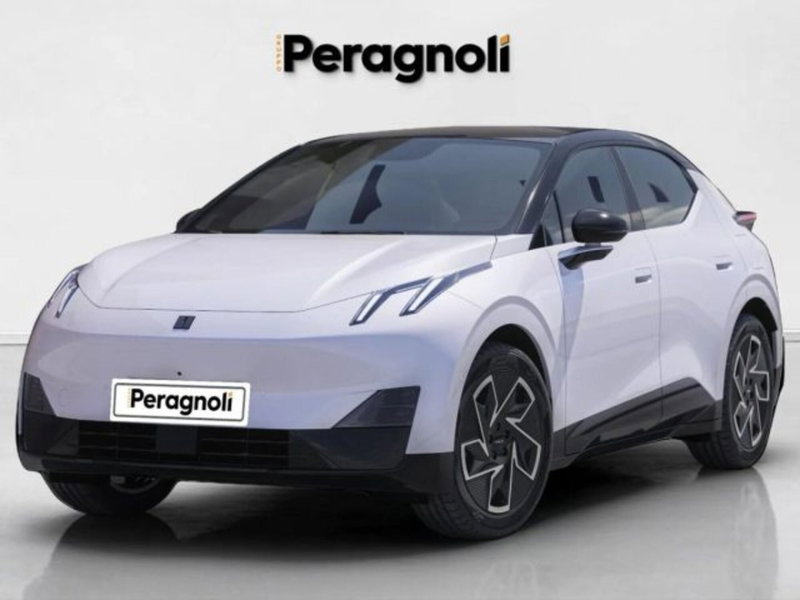 Lynk & Co 02 nuova a Firenze