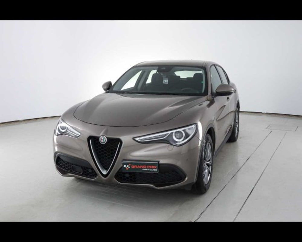 Alfa Romeo Stelvio usata a Bologna (2)