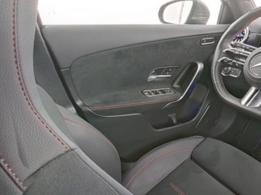 Mercedes-Benz Classe A usata a Milano (9)