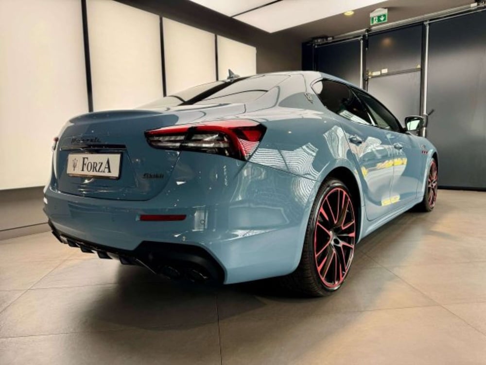 Maserati Ghibli nuova a Torino (8)