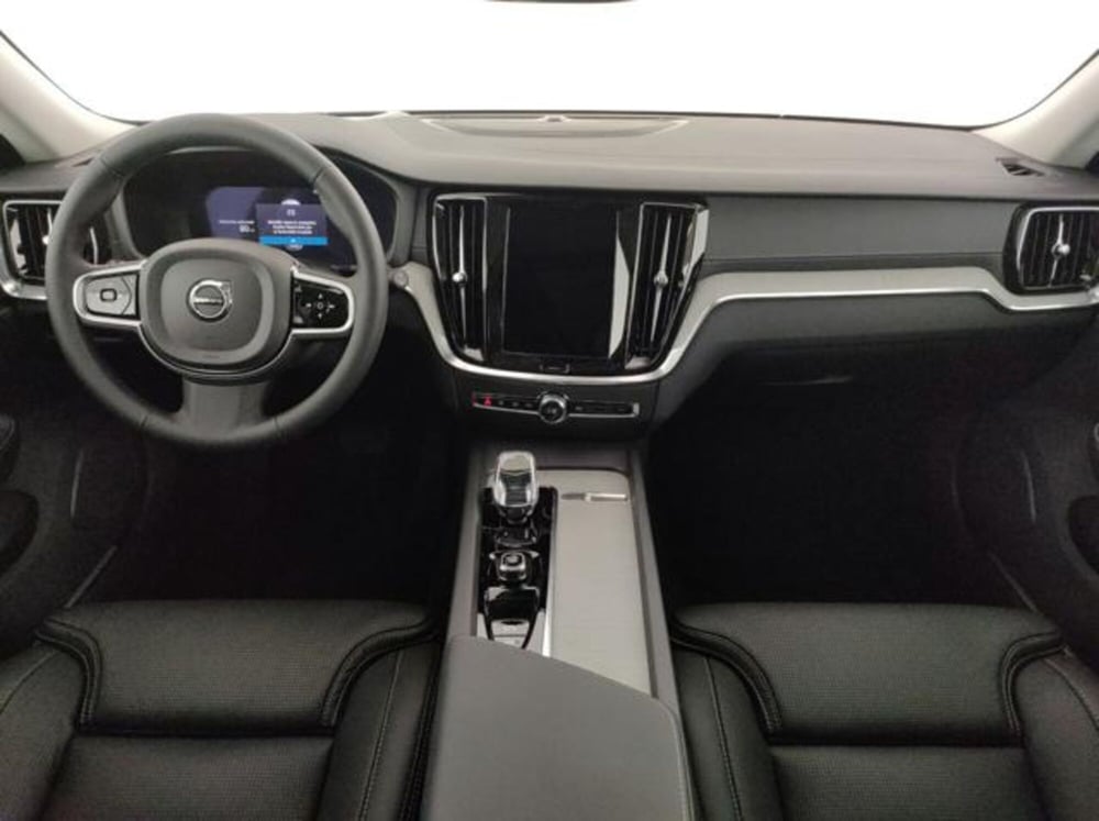 Volvo V60 nuova a Modena (18)