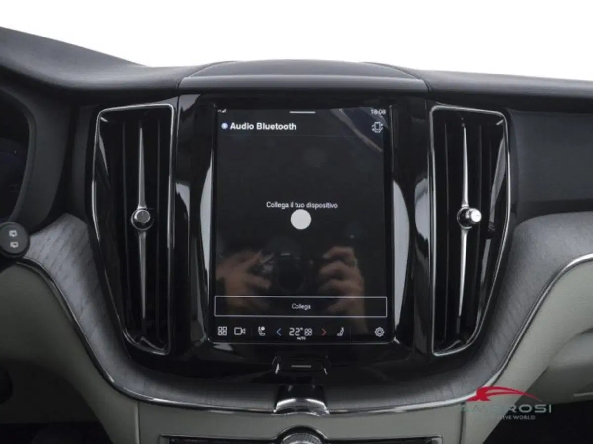 Volvo XC60 nuova a Perugia (8)
