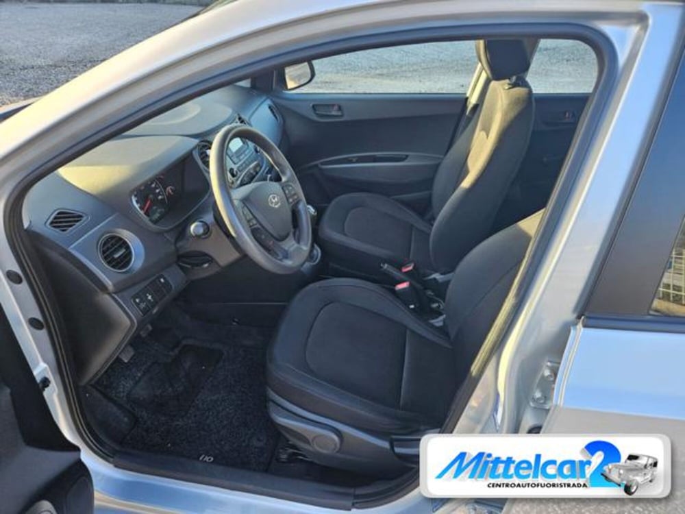 Hyundai i10 usata a Udine (9)