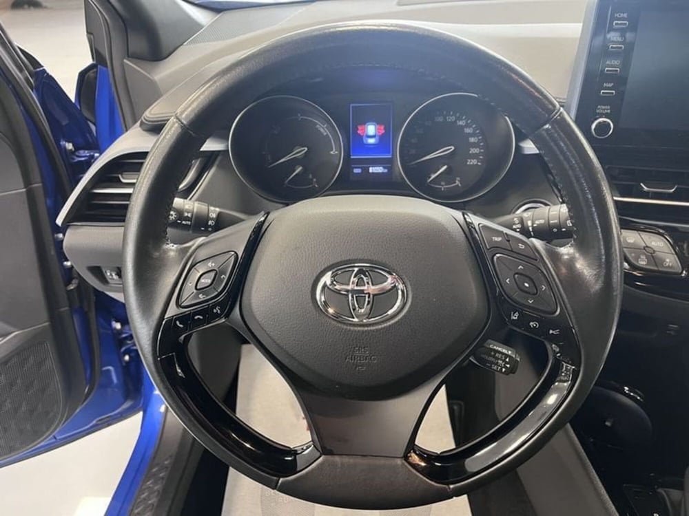 Toyota Toyota C-HR usata a Prato (8)