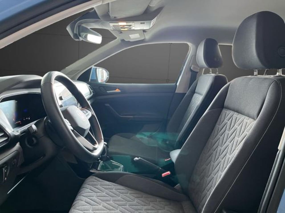 Volkswagen T-Cross usata a Milano (9)