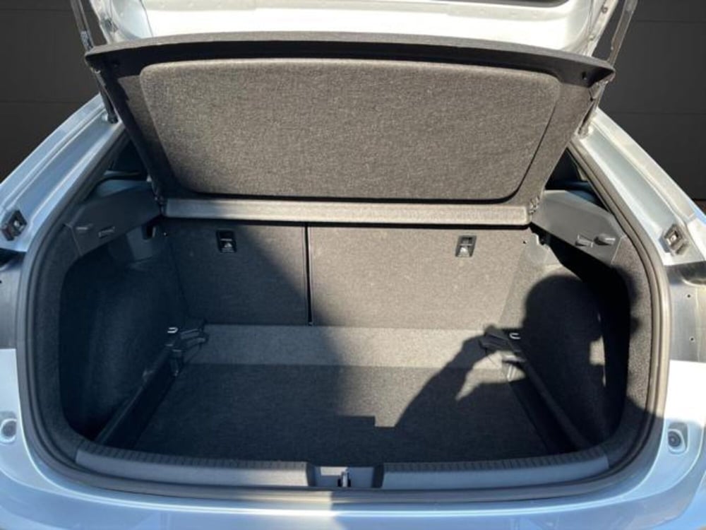 Volkswagen Taigo usata a Milano (14)