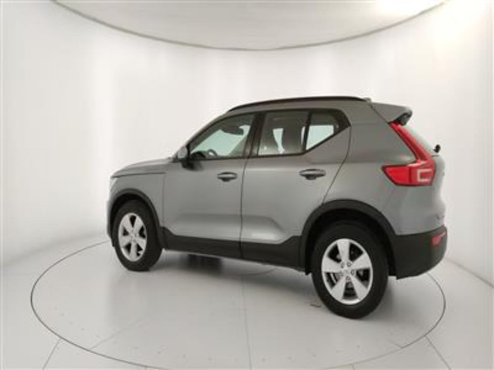 Volvo XC40 usata a Bari (4)