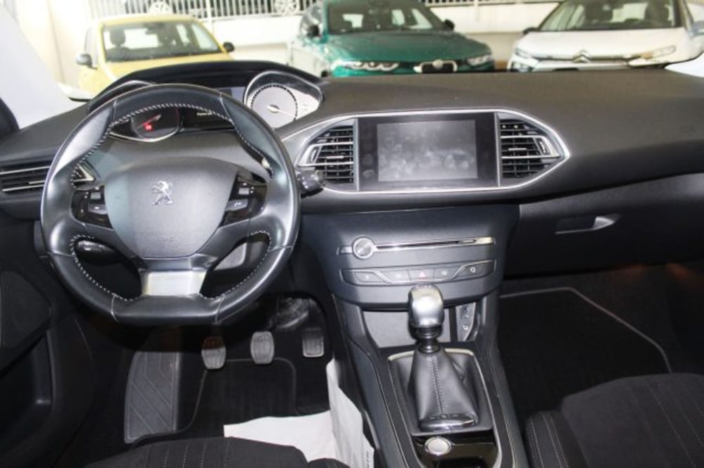 Peugeot 308 SW usata a Terni (11)