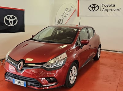 Renault Clio 1.2 75CV 5 porte Zen  del 2016 usata a Messina